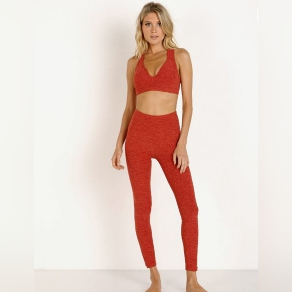 Beyond Yoga Pants - Beyond Yoga Bestselling Leggings In Scarlett Sienna Midi Length